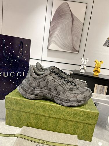 Gucci Run Shoes