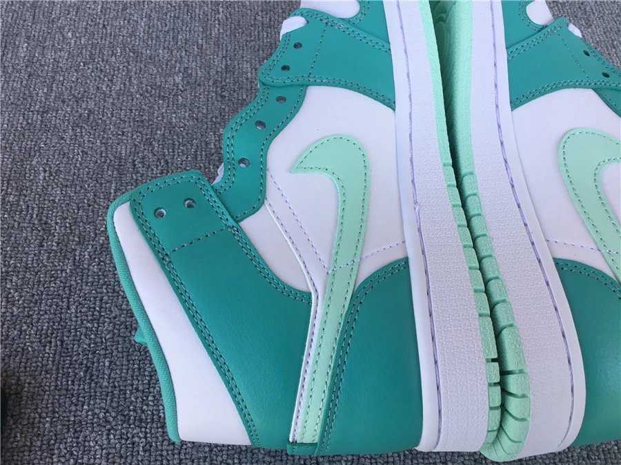 Air Jordan 1 Mid SE Marine Green A1 - Immagine 6
