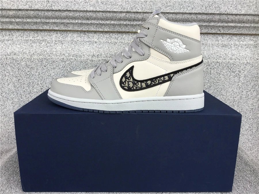 Air Jordan 1  High AJ1 x Dior