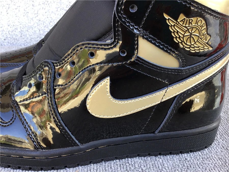 Air Jordan 1 High OGBlack-Metallic Gold AJ1 - Image 6
