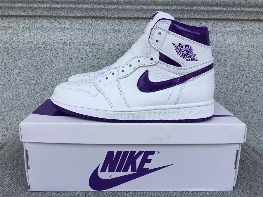 Air Jordan 1 High  OG Court Purple