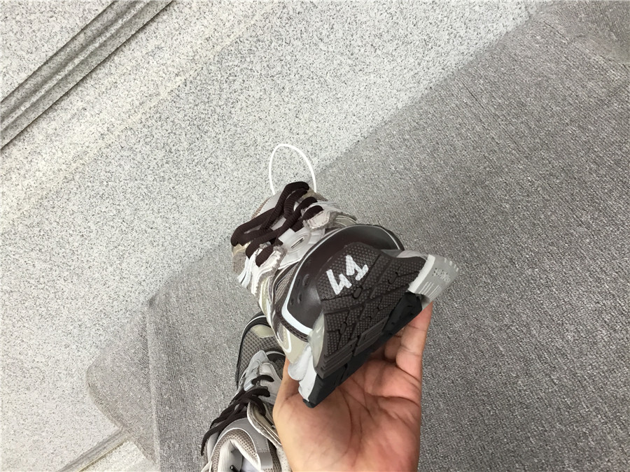 Balenciaga Runner Shoes - Imagine 20