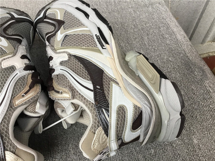 Balenciaga Runner Shoes - Imagine 16