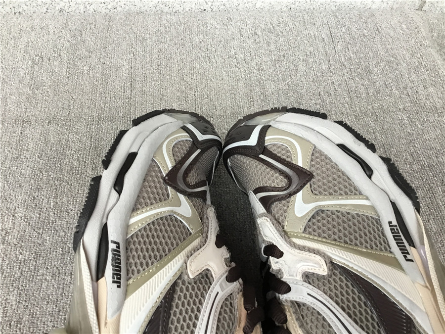 Balenciaga Runner Shoes - Imagine 15