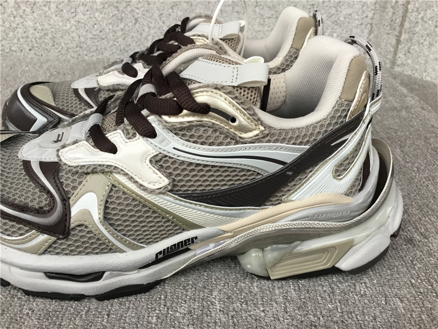 Balenciaga Runner Shoes - Imagine 9