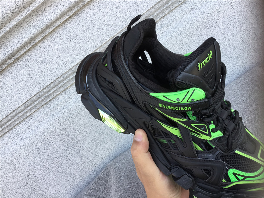Balenciaga Track 4.0 Shoes - Imagine 26