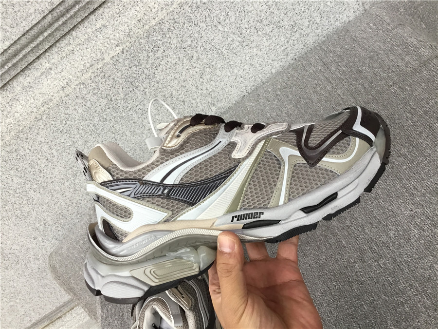Balenciaga Runner Shoes - Imagine 21