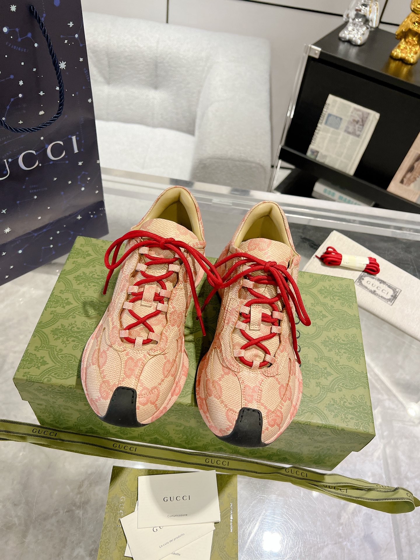 Gucci Run Shoes - Imagine 8