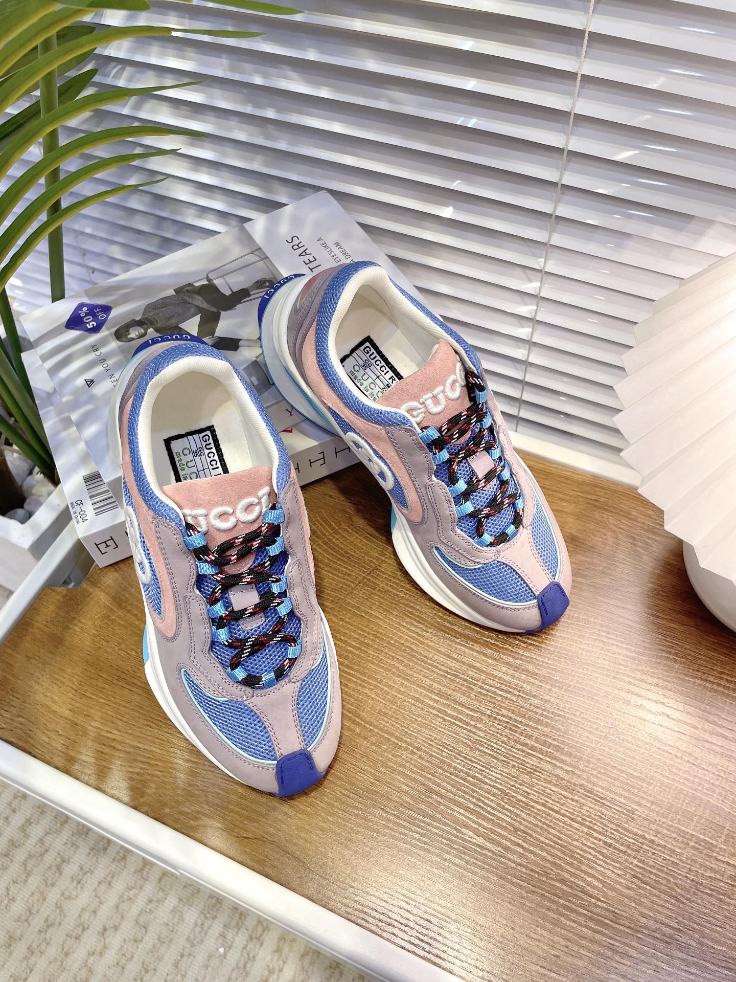 Gucci Run Shoes - Imagine 10