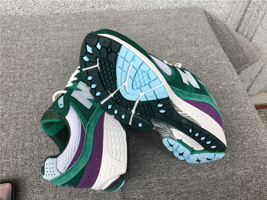 New Balance 2002 Shoes - Imagen 16