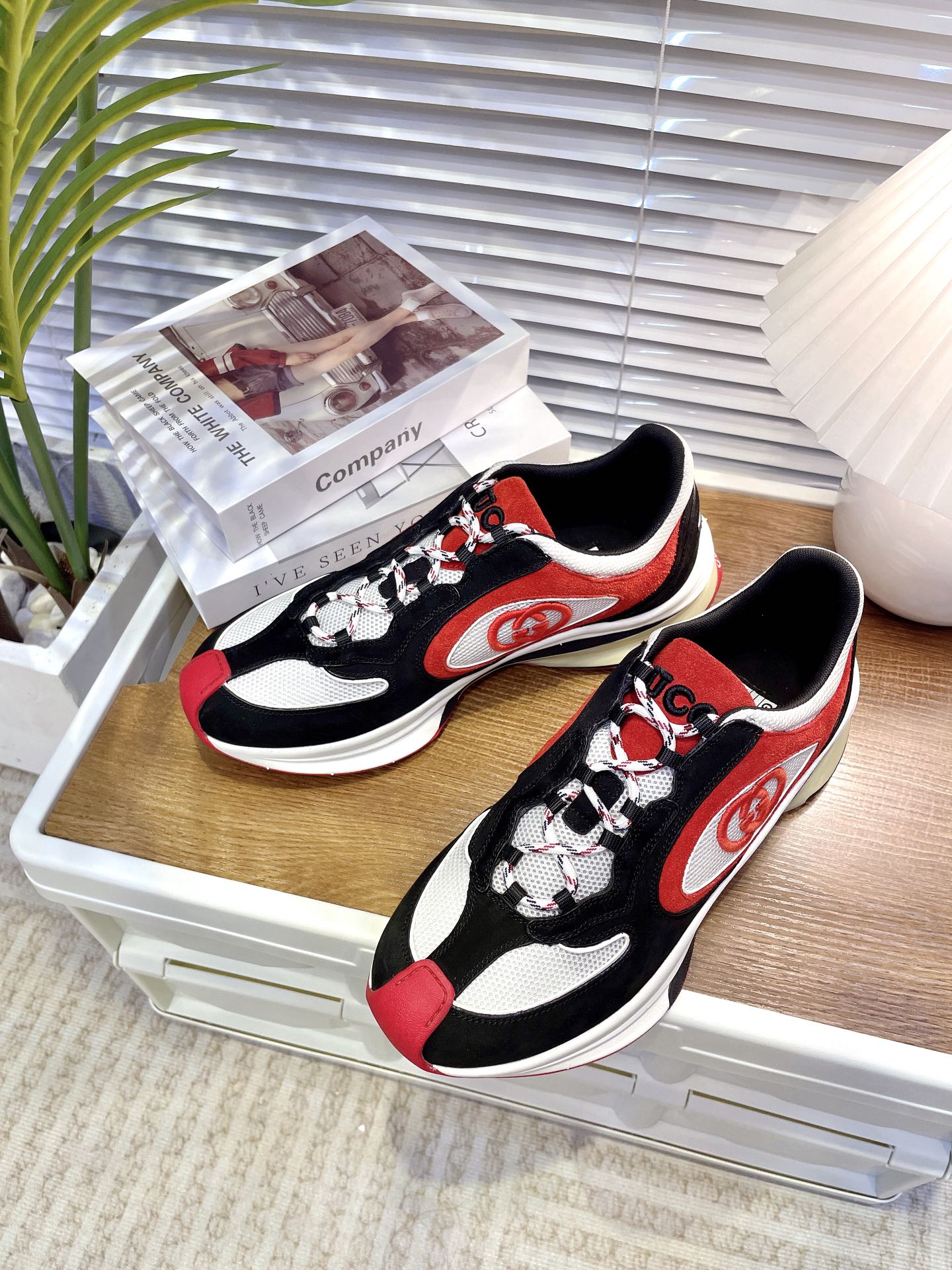 Gucci Run Shoes - Imagine 5