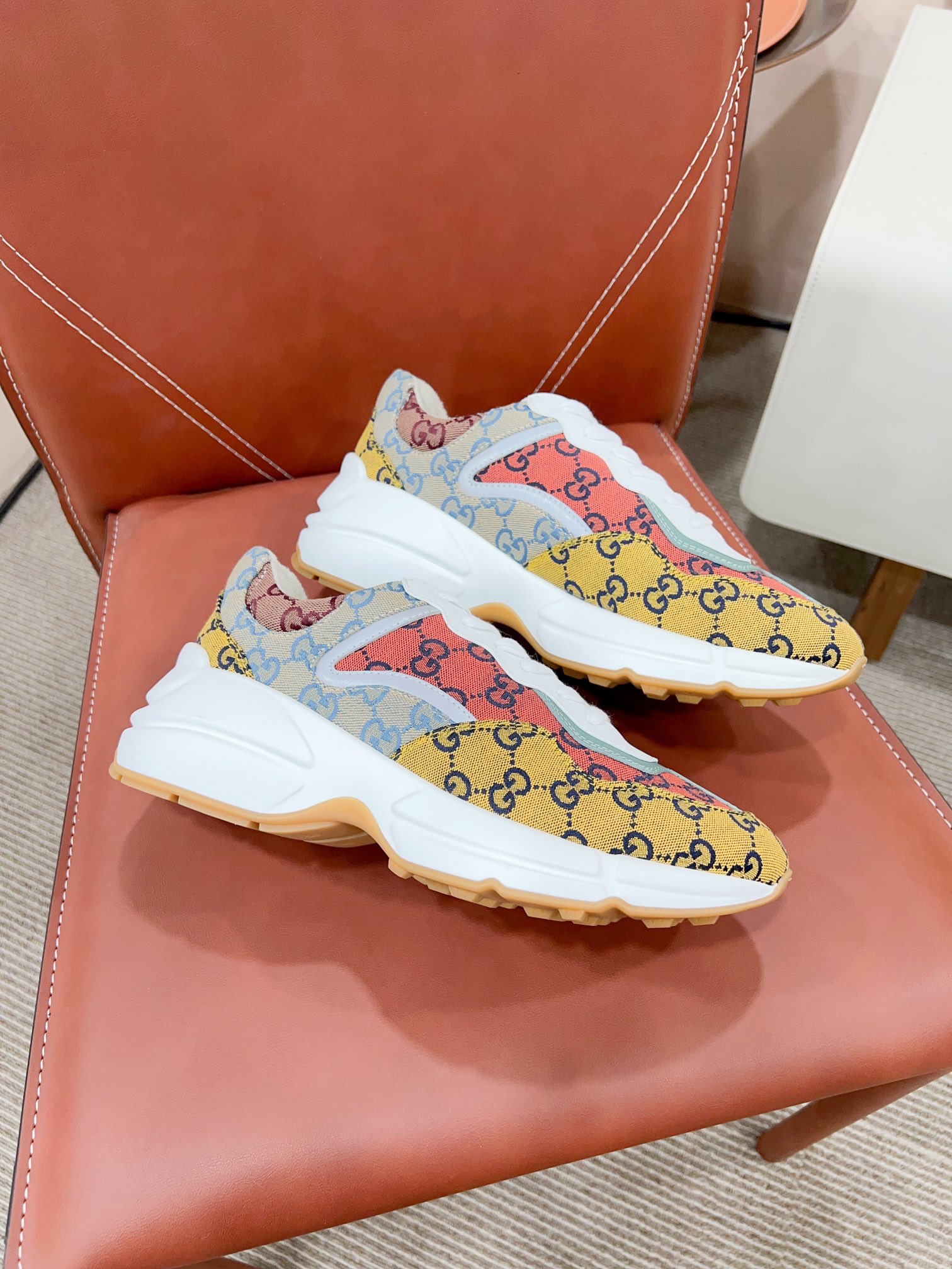 Gucci Rhyton Shoes - Imagine 8