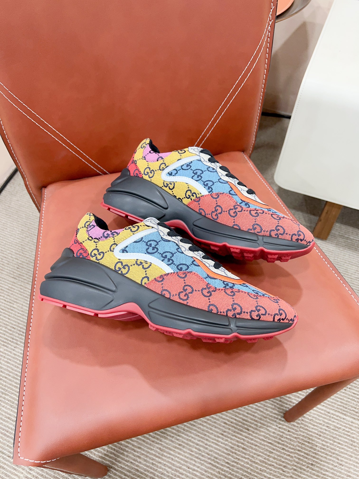 Gucci Rhyton Shoes - Imagine 8
