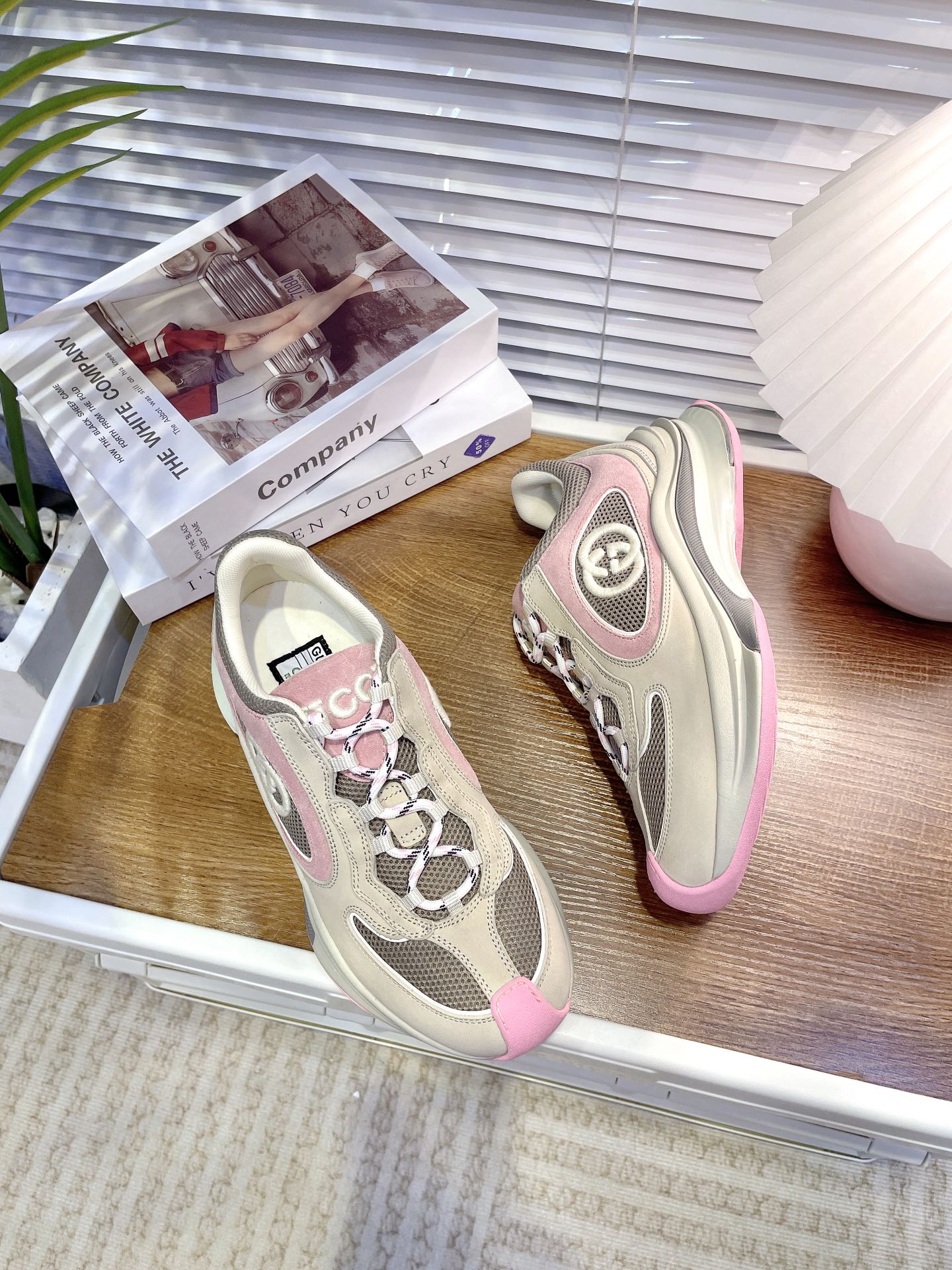 Gucci Run Shoes - Imagine 6