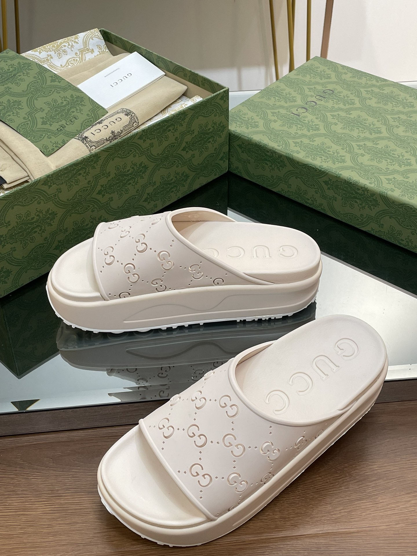 Gucci Slipper Shoes - Imagine 9