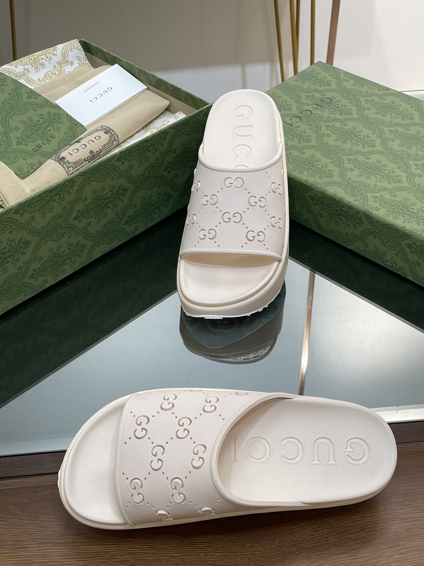 Gucci Slipper Shoes - Imagine 12