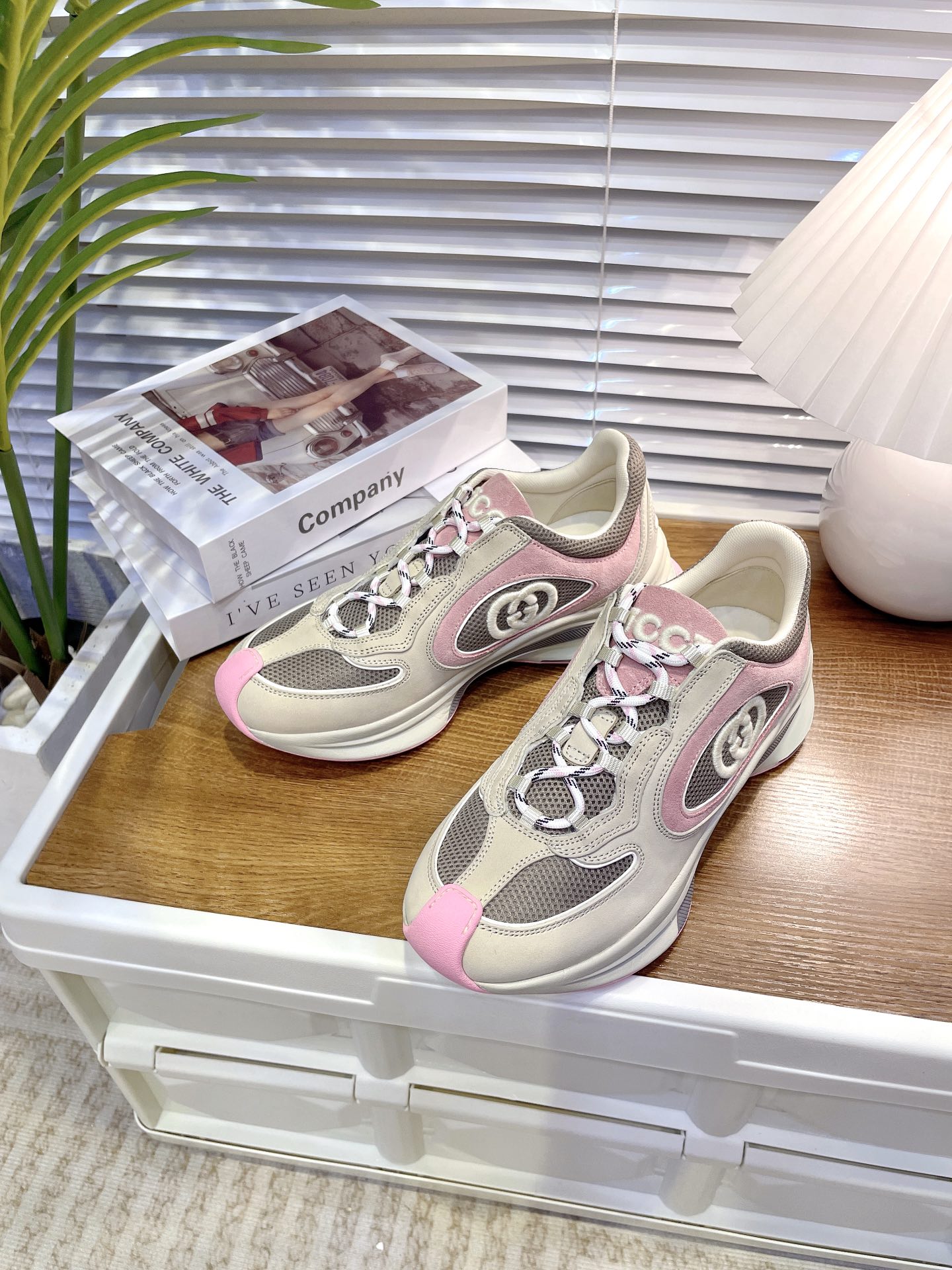 Gucci Run Shoes - Imagine 5
