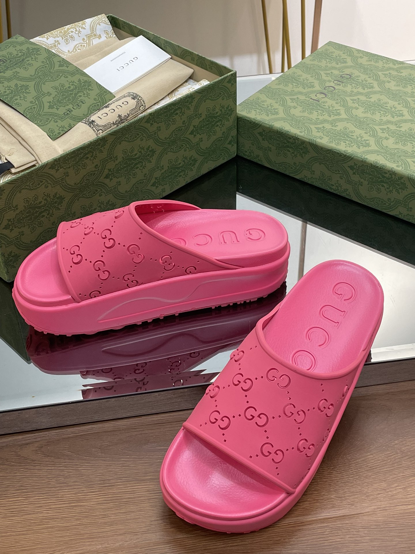 Gucci Slipper Shoes - Image 9